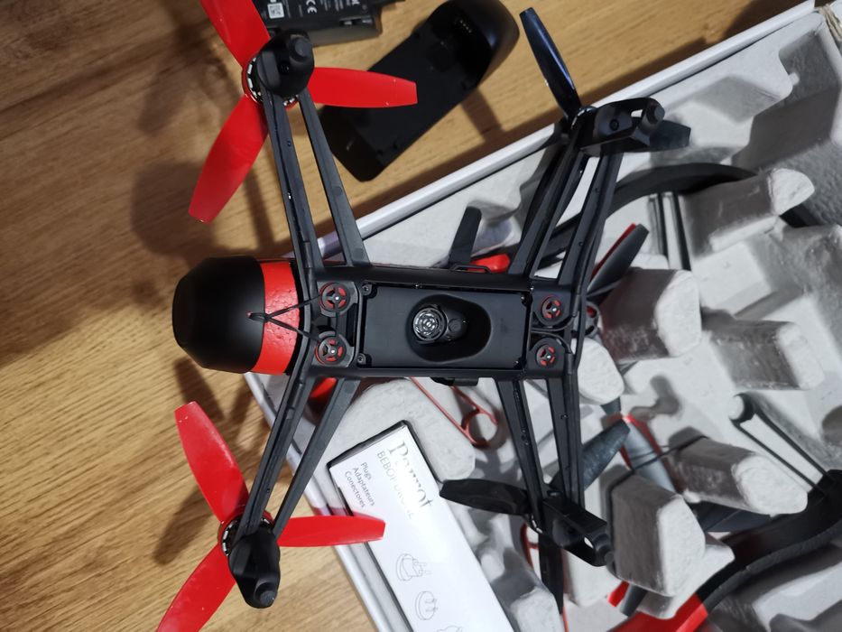 Drona Profesionala Parrot Bebop Ca Noua La Cutie Cu Doua Baterii