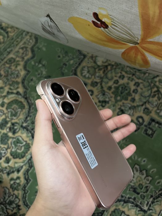 Продаю Huawei Pura 80