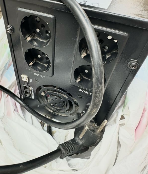 UPS 3000va / 2.3 kW онлайн двойна конверсия