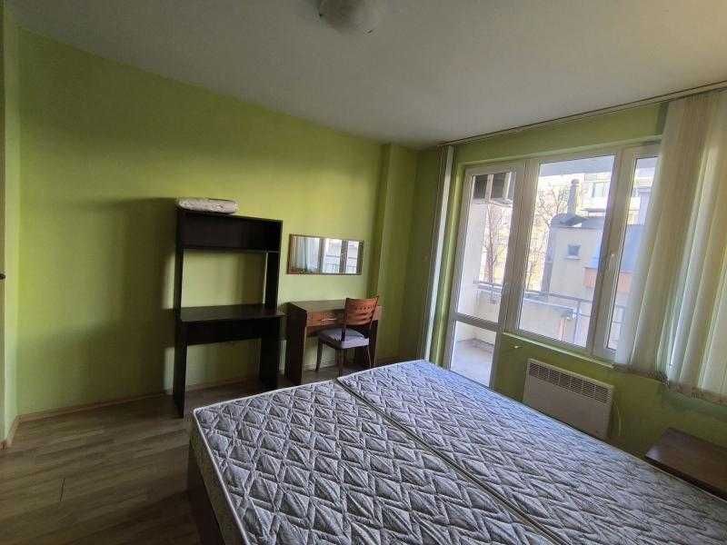 Дава се под наем Двустаен апартамент в Бургас, Зорница - 64 кв.м за 357 € - Снимка #4