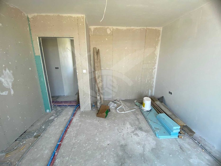 Продава се Къща в с. Оризари, Област Пловдив - 245 кв.м за 1123 €/кв.м - Снимка #3