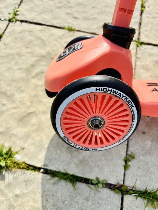 Trotineta copii Scoot and Ride.