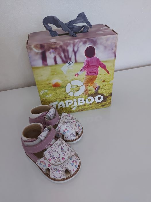 Продам кожаные сандалии Tapiboo. Размер 18.