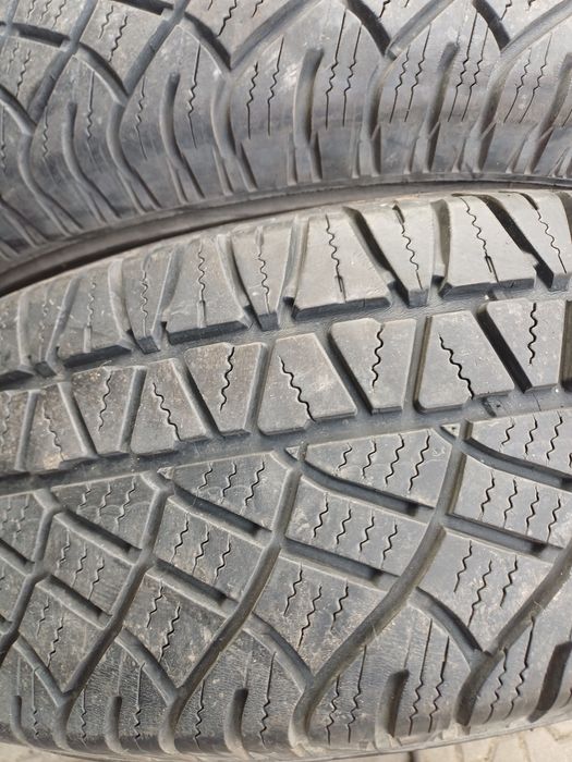 Гуми 235/70/16 Мишелин