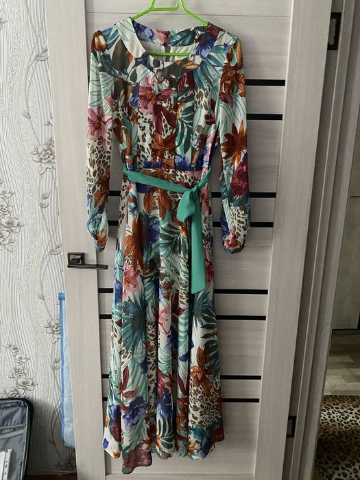 Продам платье