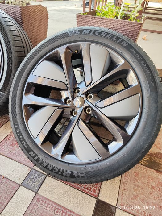 R21 Li 9 4ta diska Michelin balon