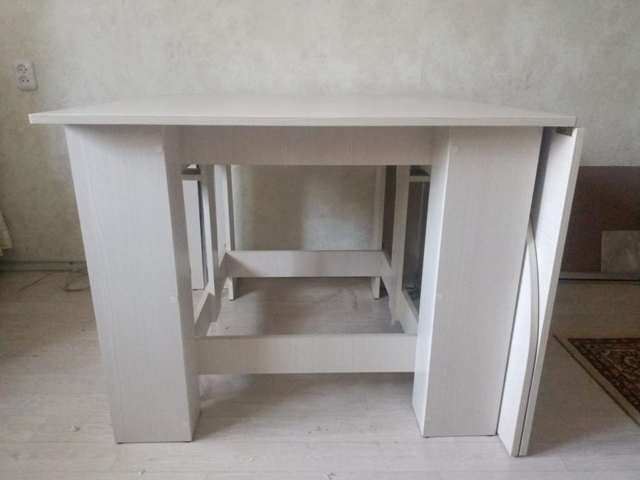 Стол белый 4 метра