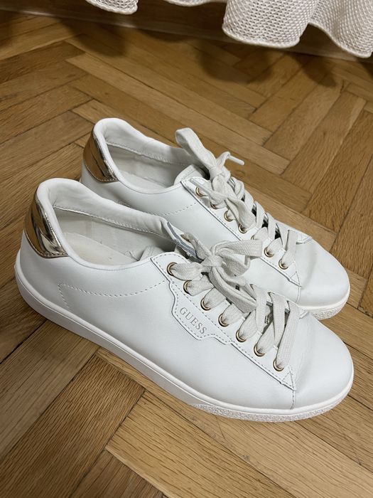 Дамски маратонки Guess