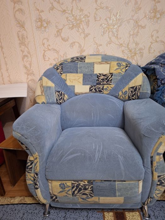 Продам диван б/у