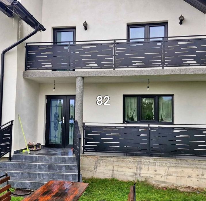 Balcoane și balustrade