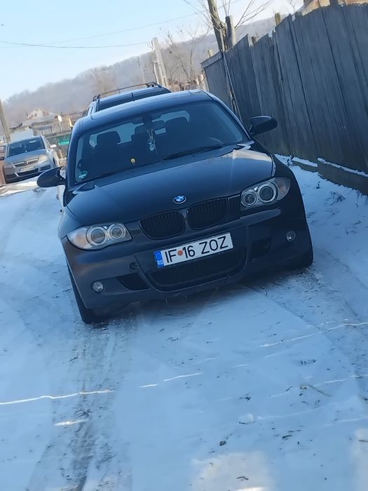 Vând schimb bmw seri 1 e87 2.0 benzină