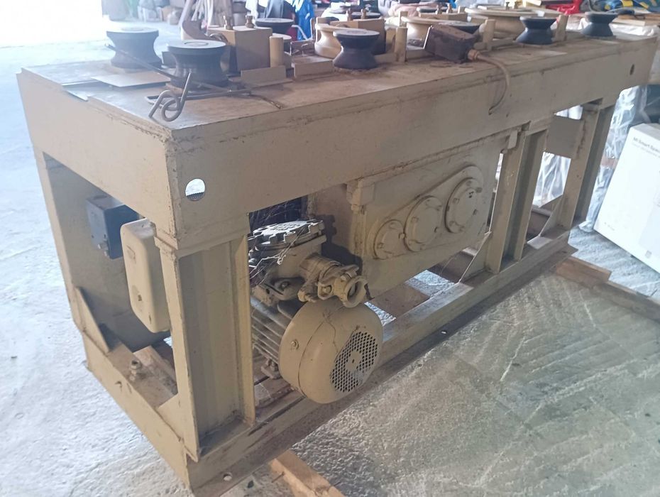 Ексцентър преси 25,63,100 работещи и на части;пресножици;радиално-пробивни машини;абкант;чук 250;тръбоогъваща машина;хидравлични преси;мостови кранове