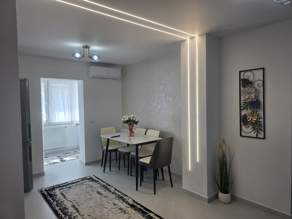 Închiriez ap2 camere ULTRA-CENTRAL  -Piata Mare