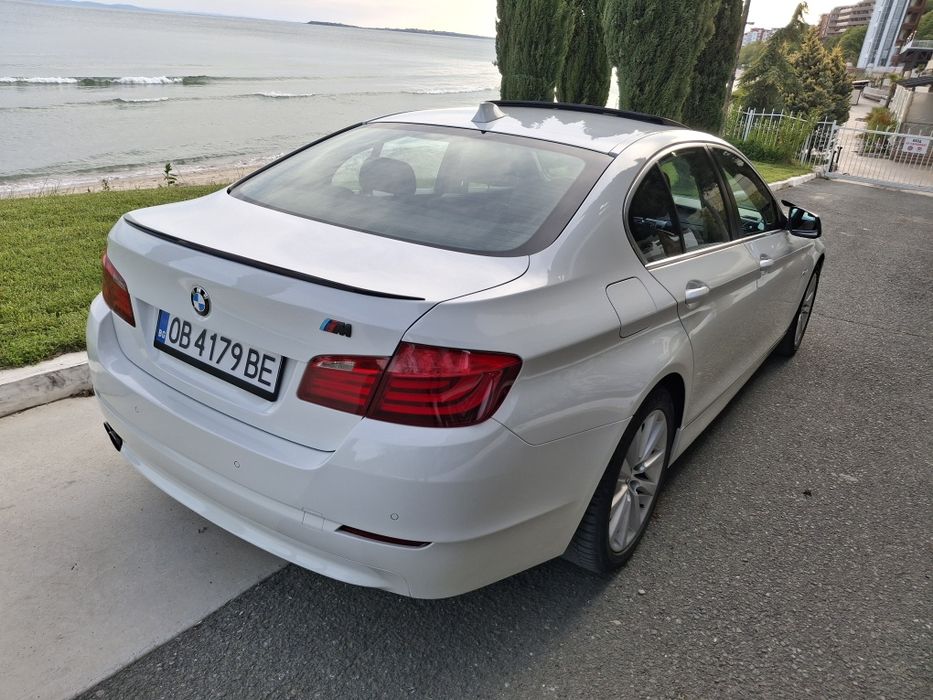 Продавам БМВ Ф10/3000куб/Бензин