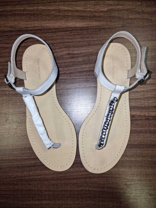 Равни дамски сандали Calvin Klein Jeans, модел Dara Shiny Vacchetta