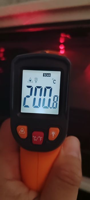 Продаю печку artel рабочем состоянии