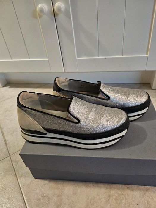 Спортно-елегантни  обувки Hogan