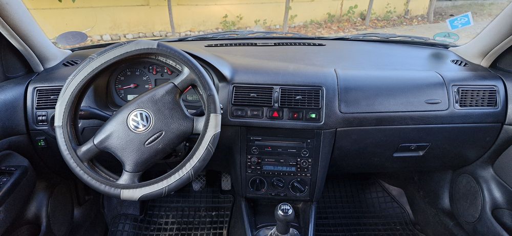 VOLKSWAGEN Golf 2002 — imagine 5