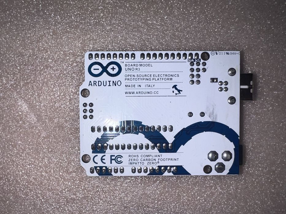 Продам оригинал Arduino UNO R3