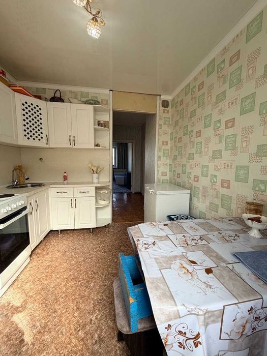 Продам 2х комн кв  168квартал