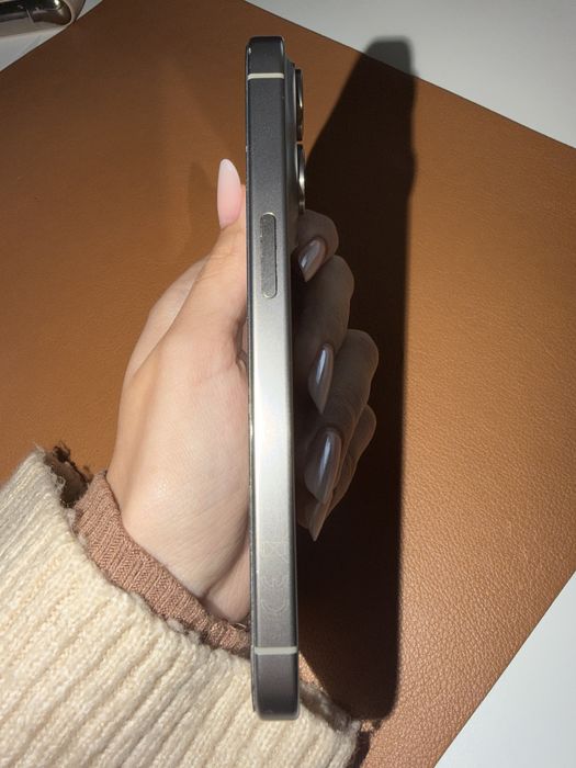 Iphone 15 Pro Titanium - 256 GB