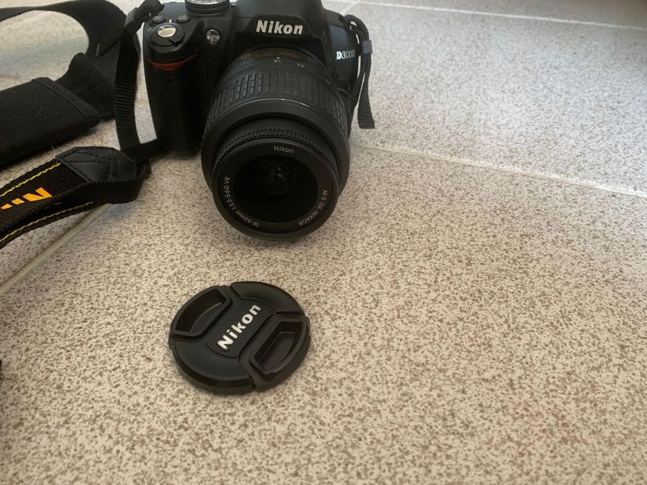 Фотоапарат Nikon D3000