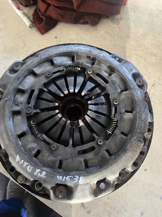 Volanta/disc/placa presiune Mercedes Vito w638 motor 2.2(chit ambreaj)