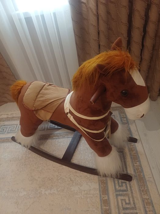 Игрушка лошадь новый