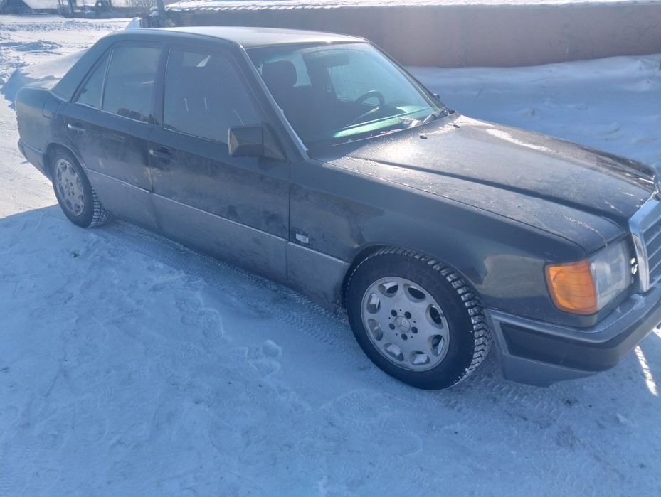 Мерседес бенс Е 300