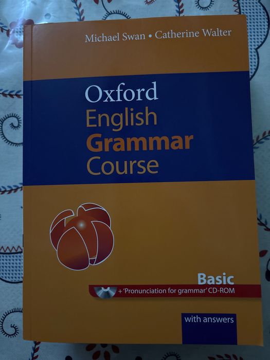 English in Use, Oxford Grammar Course, Cambridge, Oxford, Pearson.