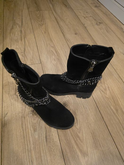 Ghete de piele întoarsă mărime 37