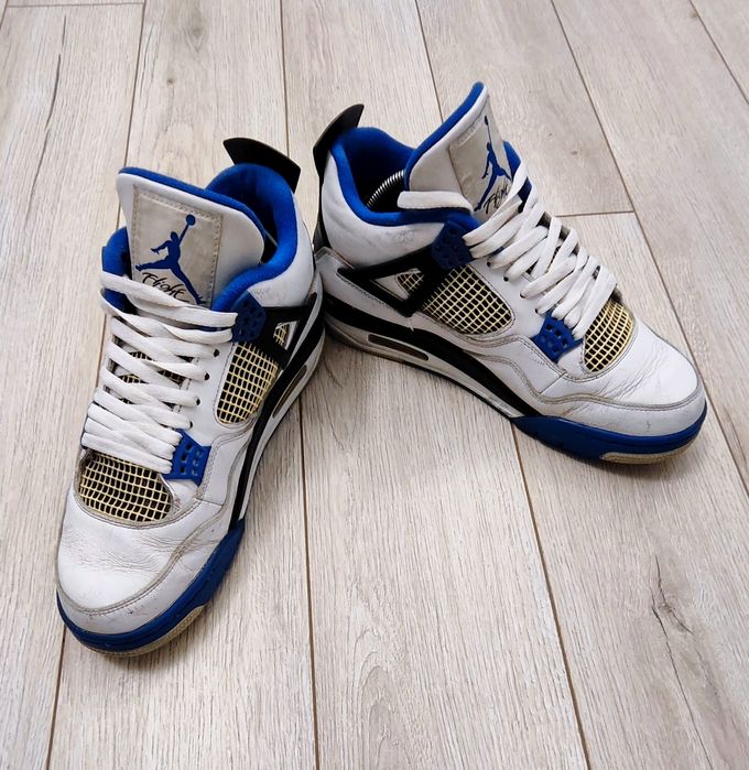 Air Jordan 4 barbati EU 45 originali