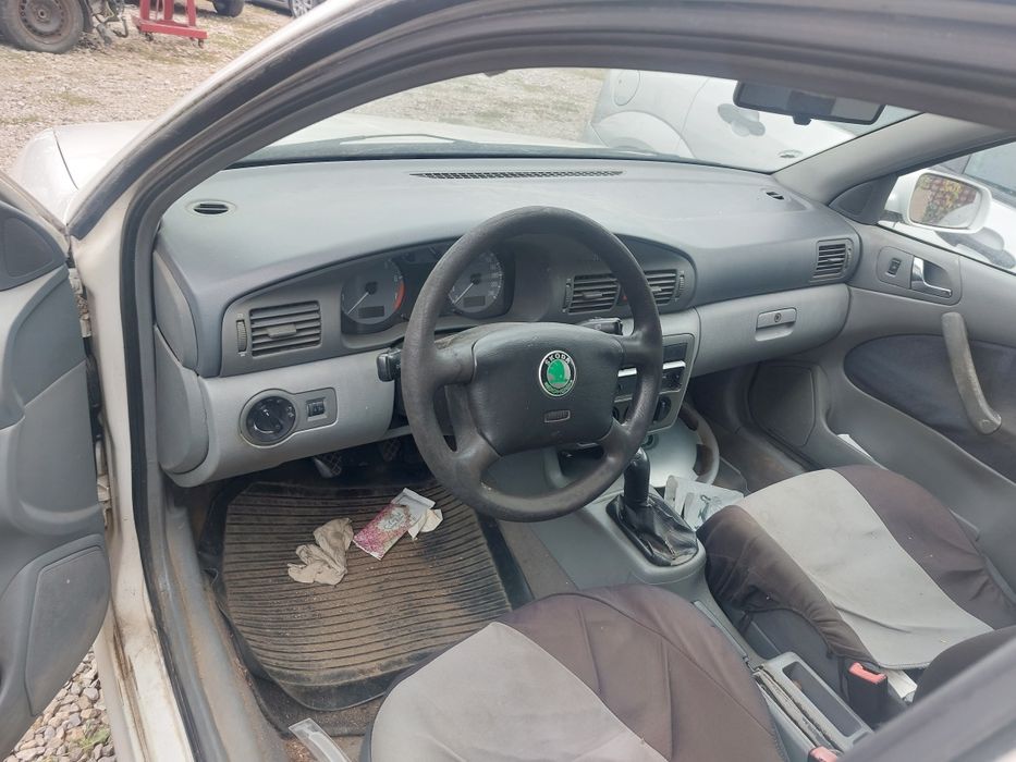 Skoda Octavia 1.6 На части