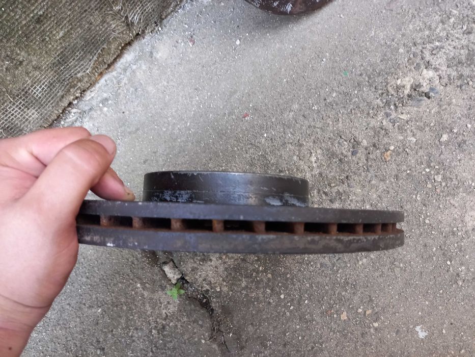 Спирачни дискове за FORD C-MAX