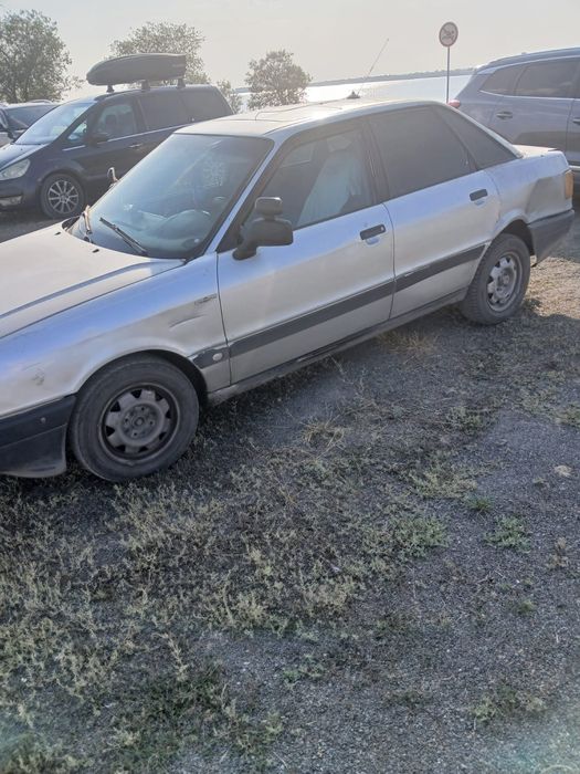 продаю ауди 80 б3