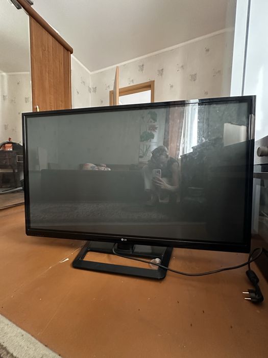 Телевизор плазменный LG диагональ 128*50 не Смарт!