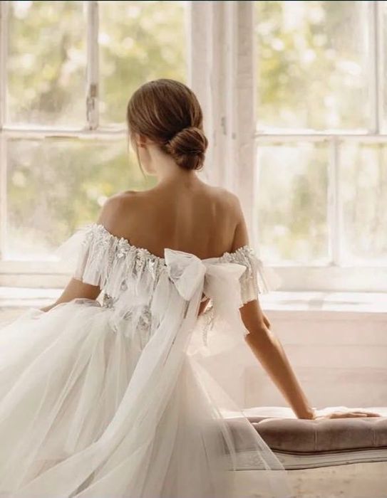 Rochie Mireasă , cu elemente deosebite