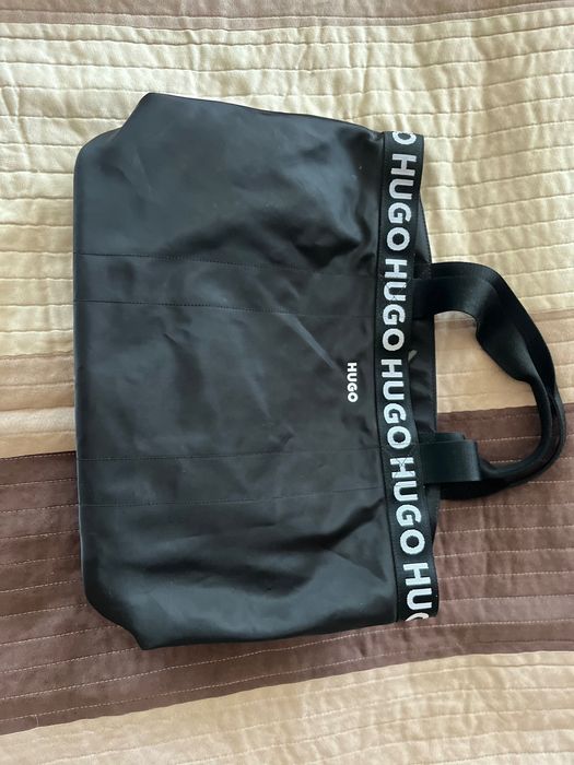 Чанта Hugo. Много запазена