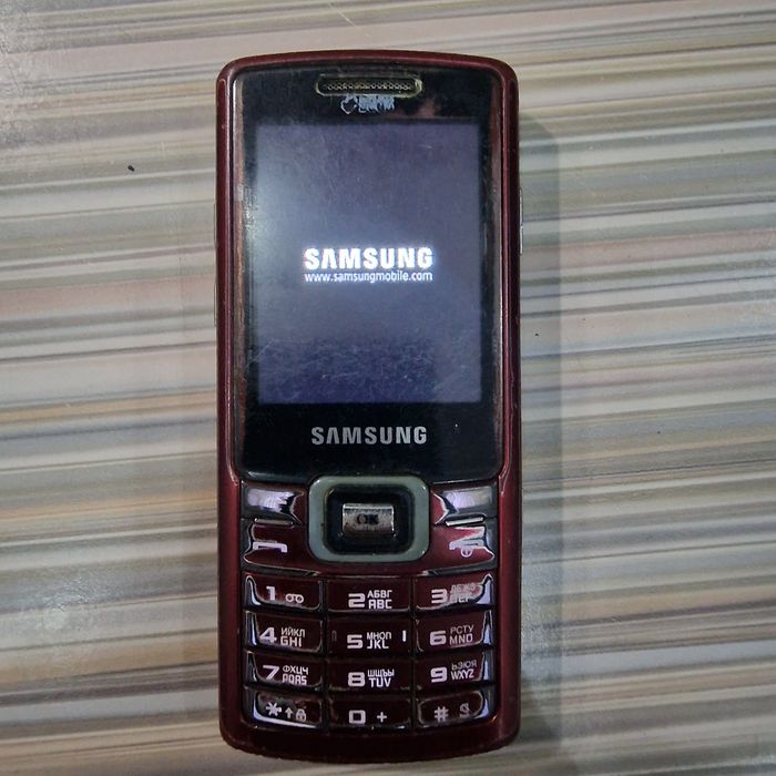 Продам телефоны для связи.