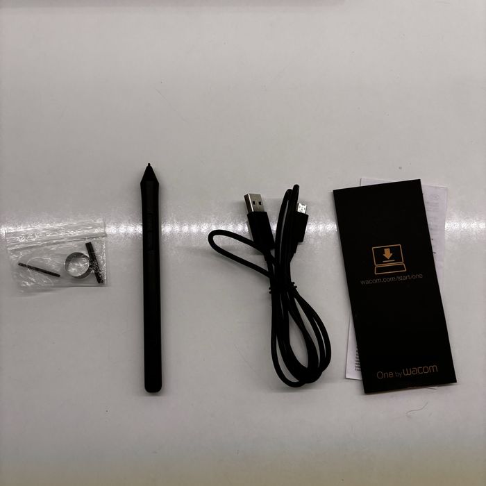 Графичен таблет “One by Wacom”