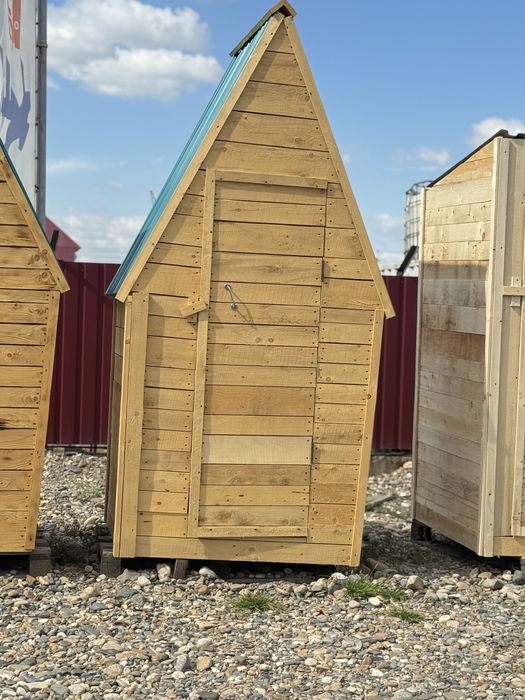 Уличный туалет в наличии