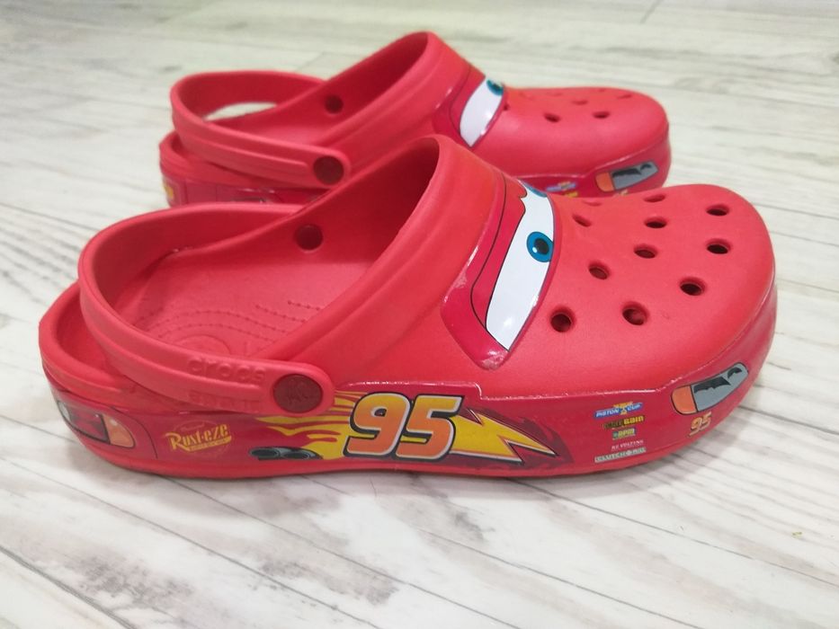 Кроксы молния маквин оригинал