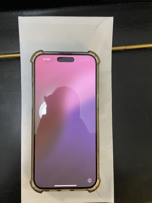 Vand Iphone 15 pro max blocat in icloud