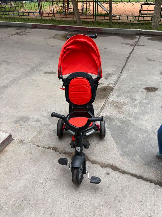 Детский трехколесный велосипед