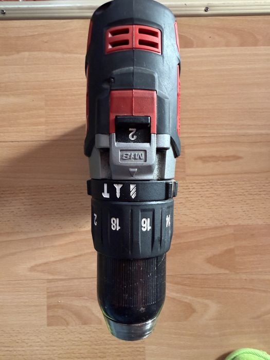 Milwaukee M18BPD-0 Masina de gaurit/insurubat cu percutie compacta M18