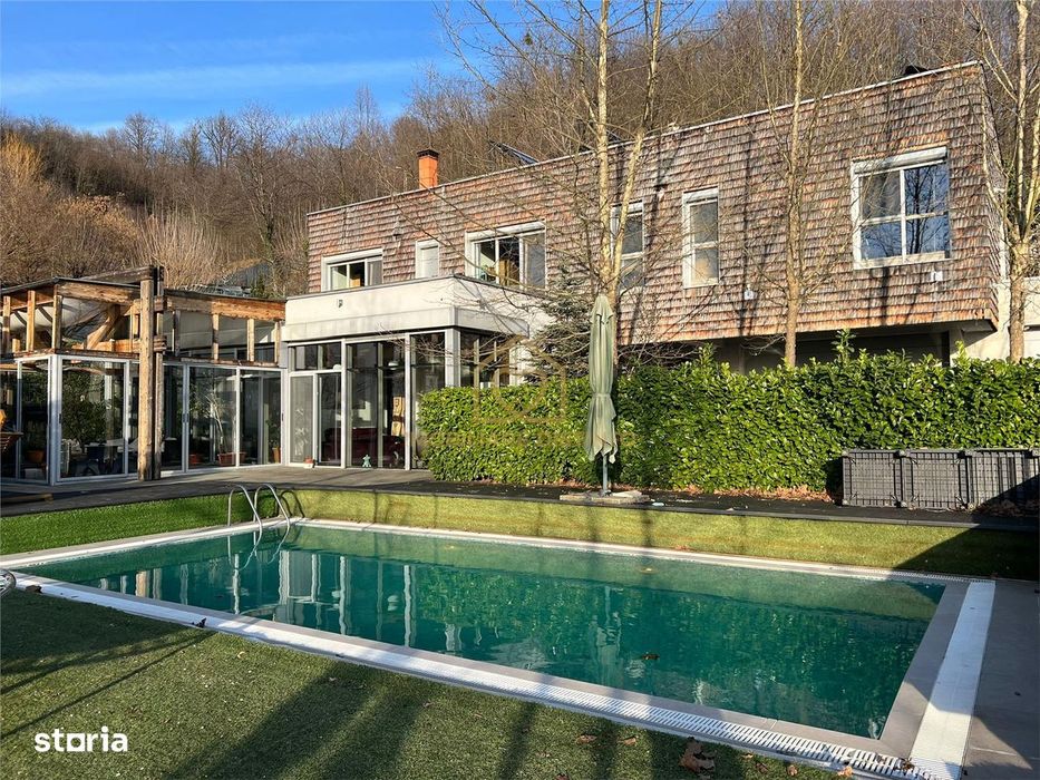 Casa exclusivista cu piscina! Exclusivitate! Comision 0!