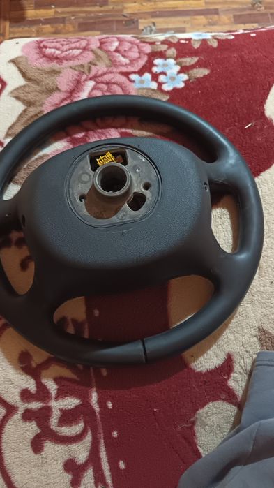 Vând volan pentru Audi a4 b6 2005