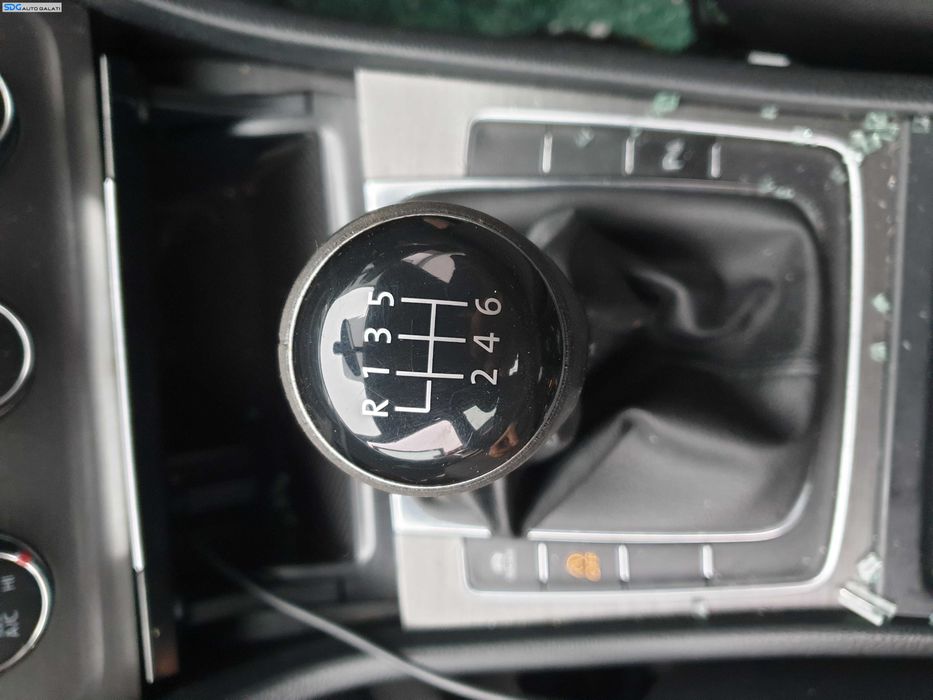 Nuca cu Manson in 6 Trepte de la Schimbator Trepte Viteze Volkswagen Golf 7 2.0 TDI CRBC 2013 - 2017 [K9918]