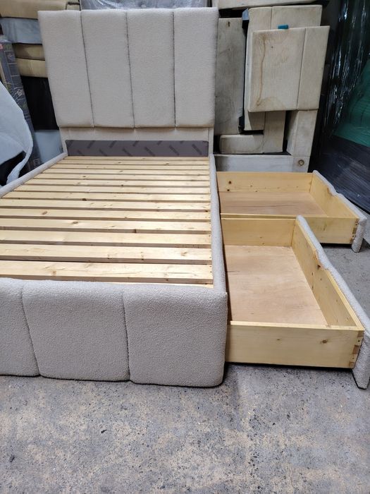 Pat matrimonial cu saltea