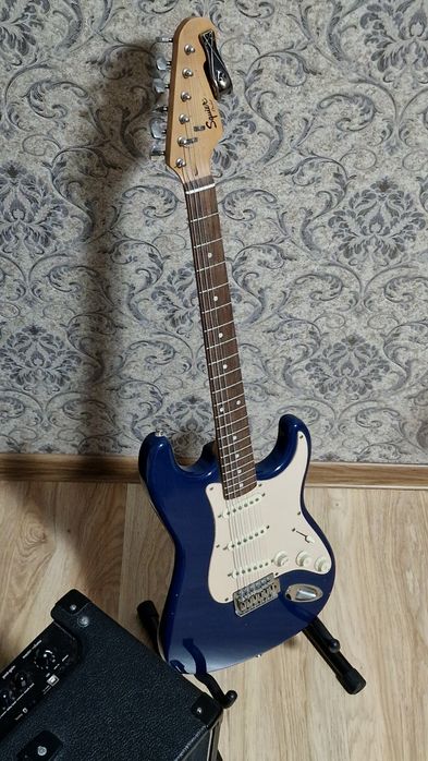 Комбик Pevey Viper x2 и гитара Squier